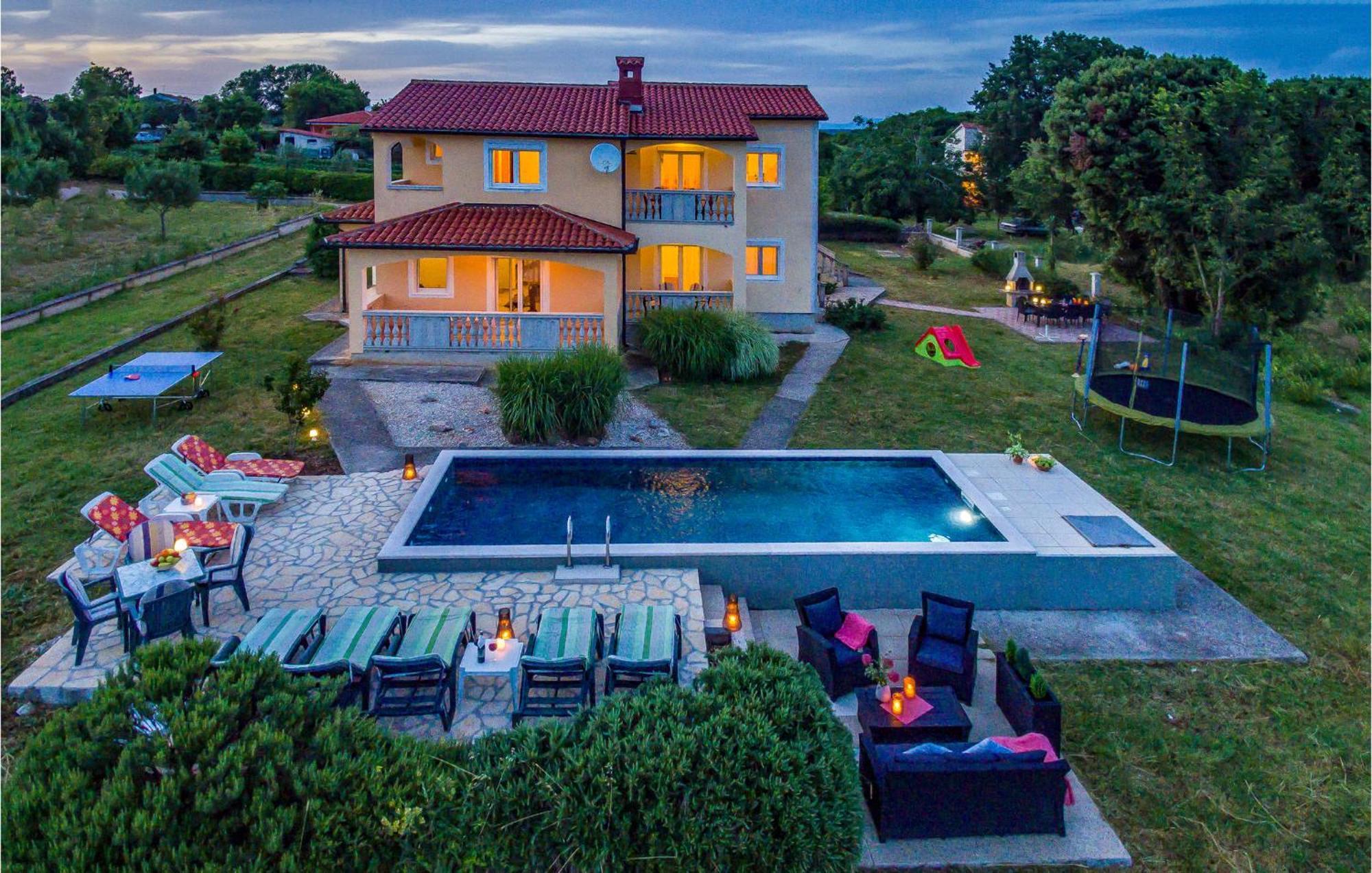 Amazing Home In Valtura Exterior photo